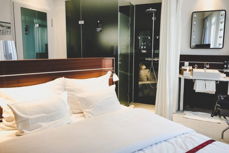 Ruby Lotti COZY ROOM Hamburg